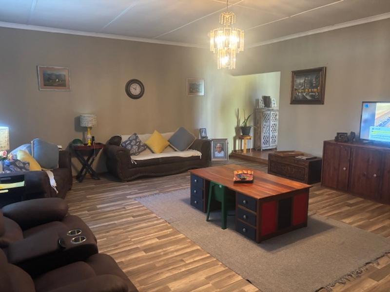3 Bedroom Property for Sale in Leeudoringstad North West